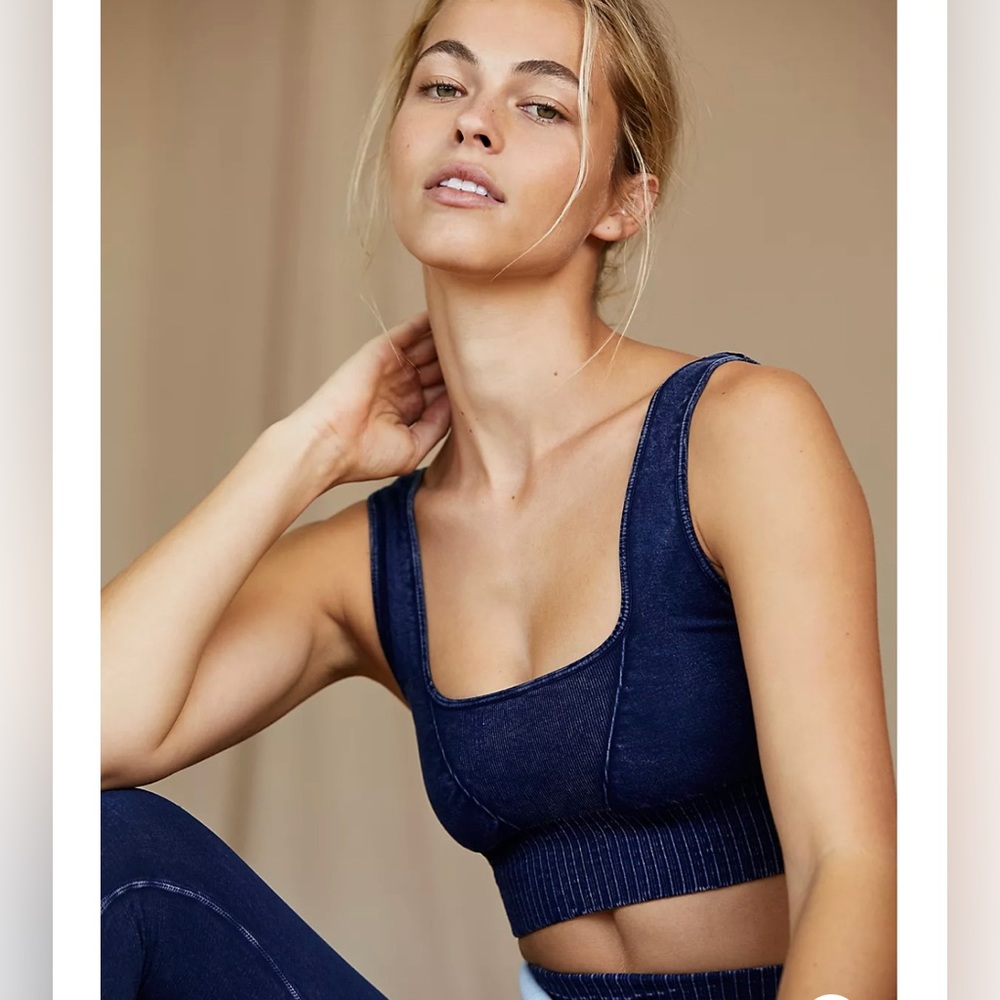 Square Neck Good Karma Bra FP movement